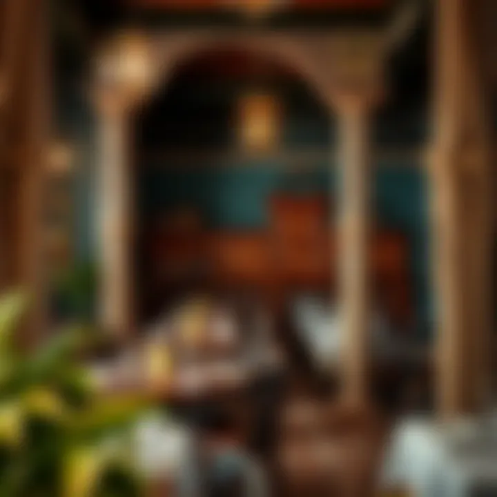 Cultural decor and ambiance of مطعم خوفو السيف